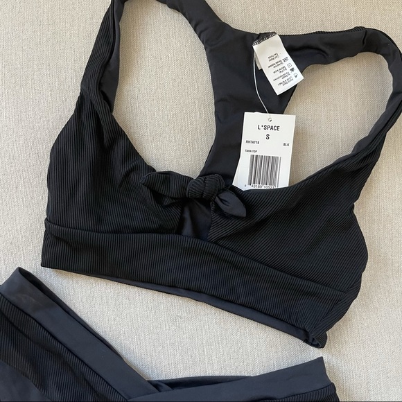 L’Space ribbed Tara Top and Pratt V Bikini bottom - Picture 5 of 16